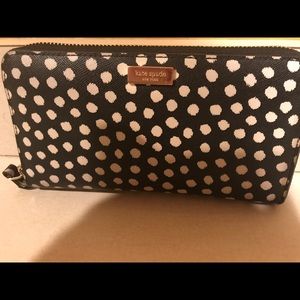 Kate Spade Leather wallet👍